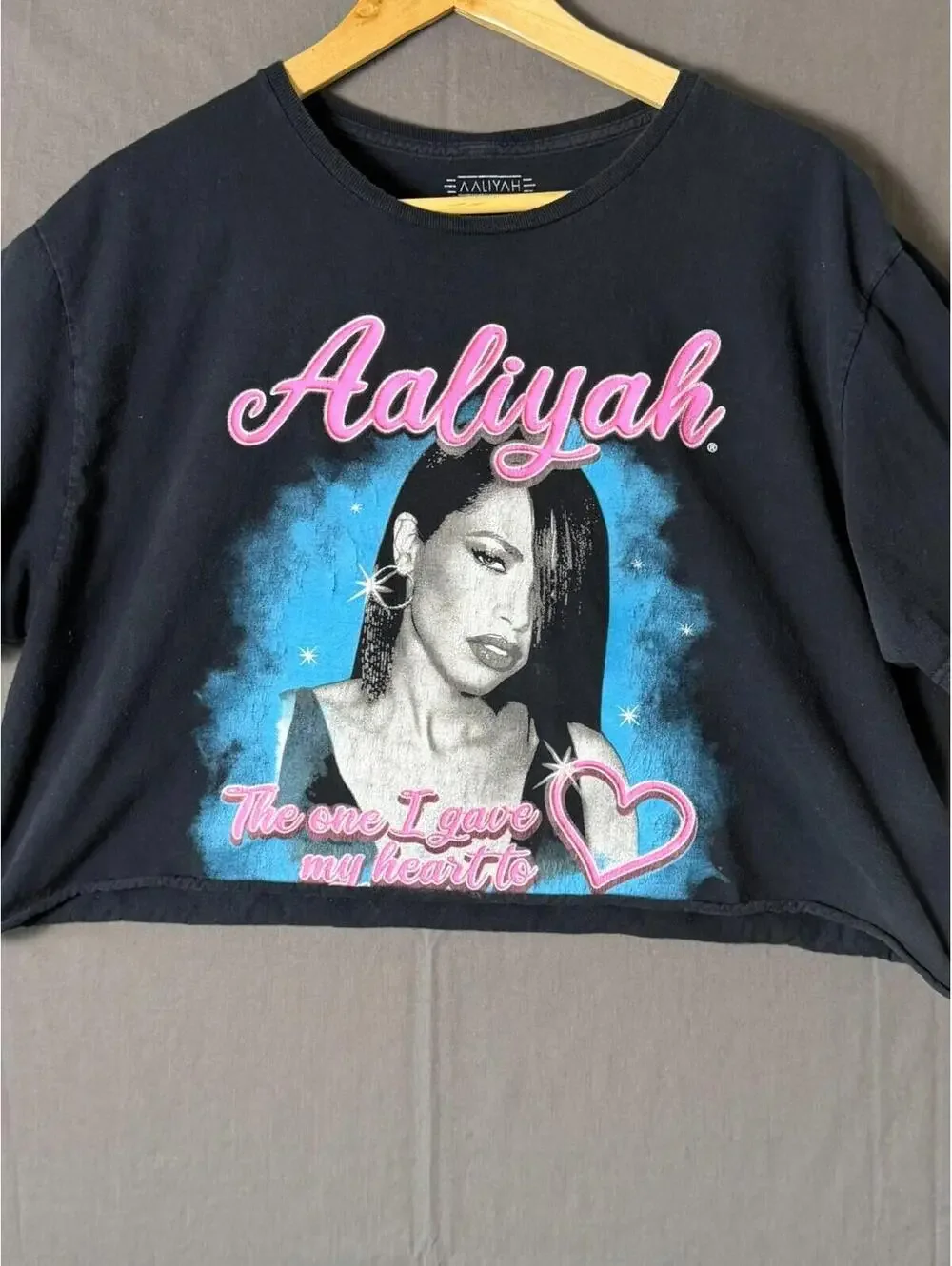 Aaliyah The One I Gave My Heart To Cropped T-Shirt Black Graphic Tee Womens L - Picture 2 of 7